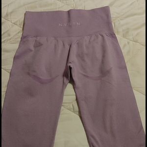 NVGTN Lilac contour leggings
